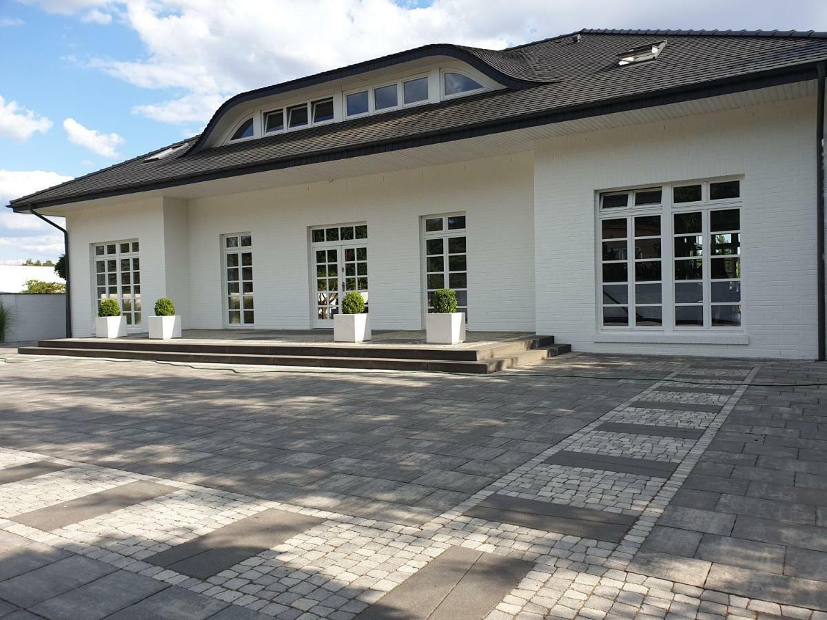 Апартаменты House-Cora Stare Miasto  Экстерьер фото